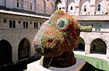 Exhibition View Jeff Koons - La beauté in fabula / May 27 - October 01, 2000 / Palais des Papes, Avignon, France.